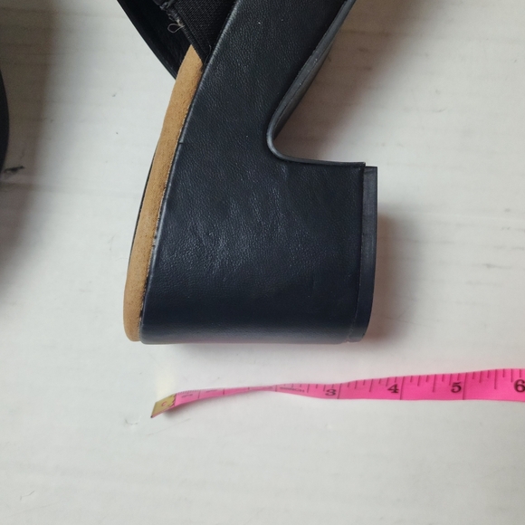 Platform Slide Sandals - Picture 10 of 11